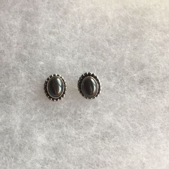 Sterling   silver  earrings - Picture 1 of 3